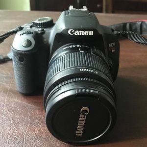 Canon Rebel EOS T4i DSLR Camera